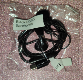 Black USBC Earphones